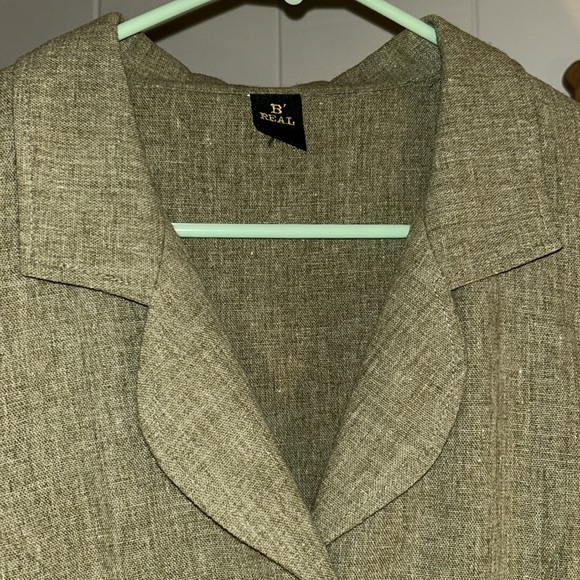 B REAL Linen Button Up Blouse with Collar - Picture 5 of 6